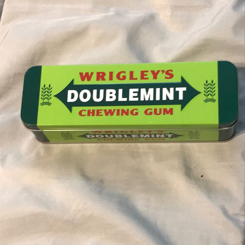 Wrigley’s Doublemint Chewing Gum metal box